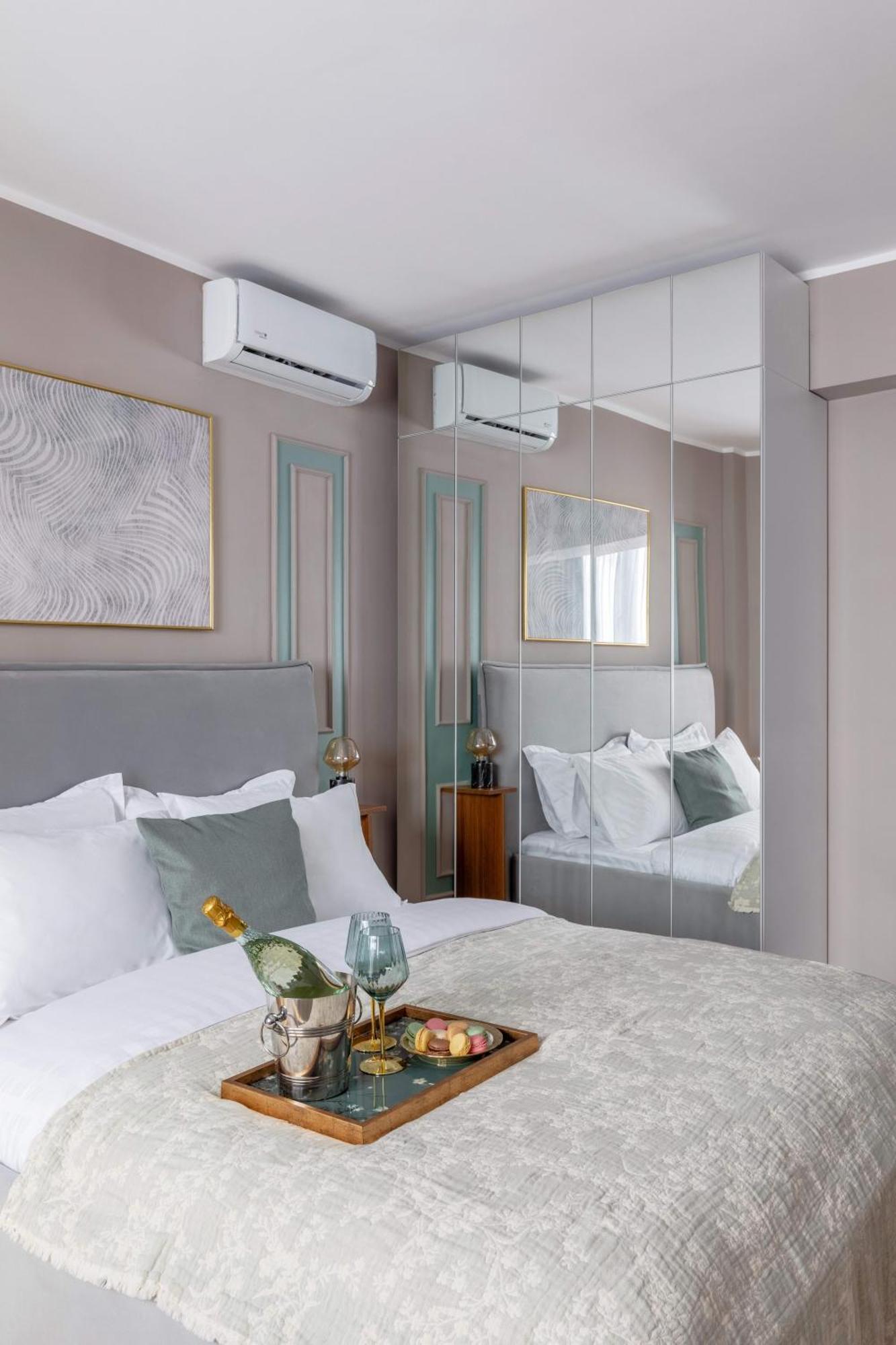 Holt - Sublime Minty 1br On The Park Bucureşti